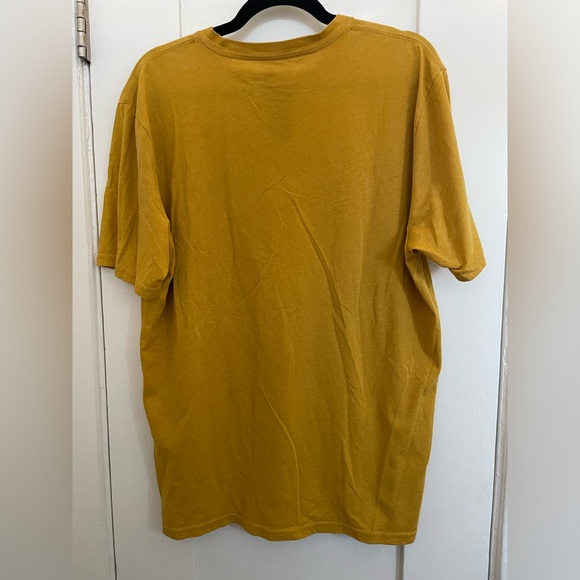 Large yellow The North Face graphic tee - Picture 2 of 2